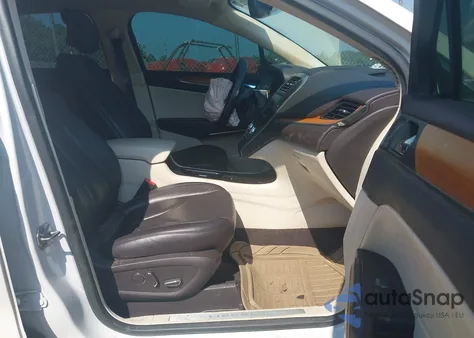 2016 Lincoln Mkc Reserve из США, поврежденный, VIN 5LMCJ3C9XGUJ24214